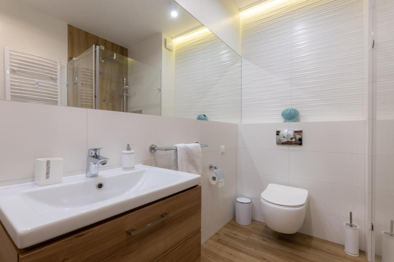 Apartament Stars Ustka Esterno foto